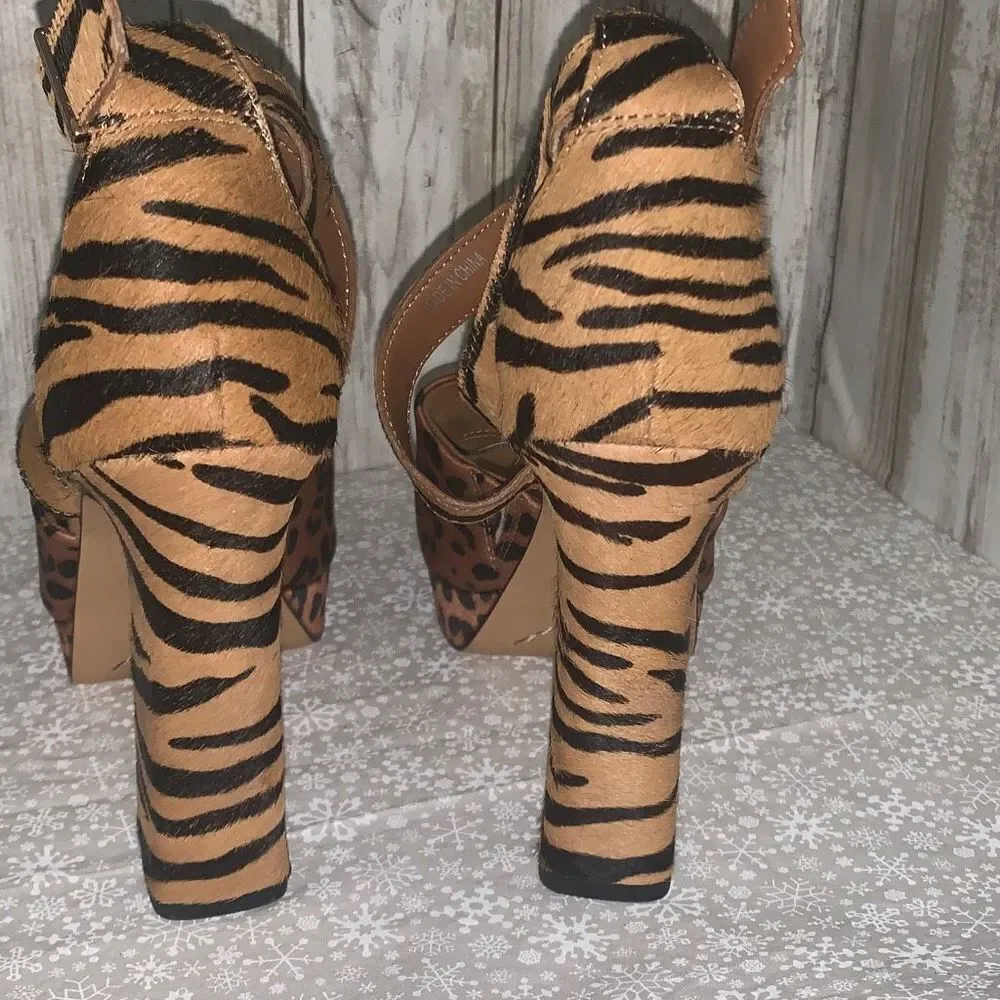 Gianni BINI‎ Calf Hair Leather Animal Print Strappy Heel Platform Sandals Size 6